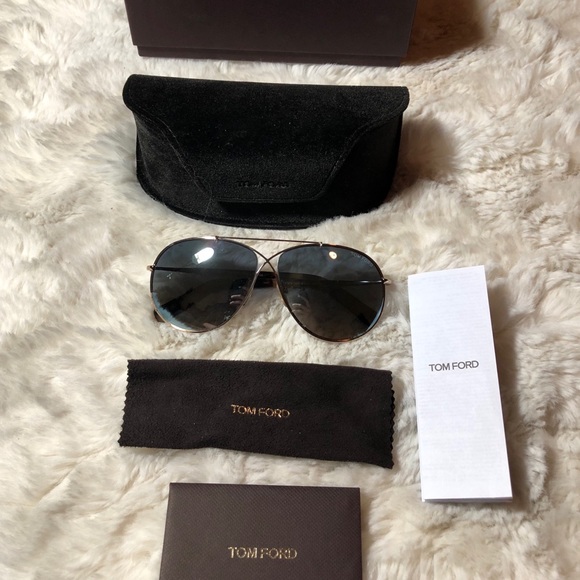 Tom Ford Aviators - Picture 2 of 4